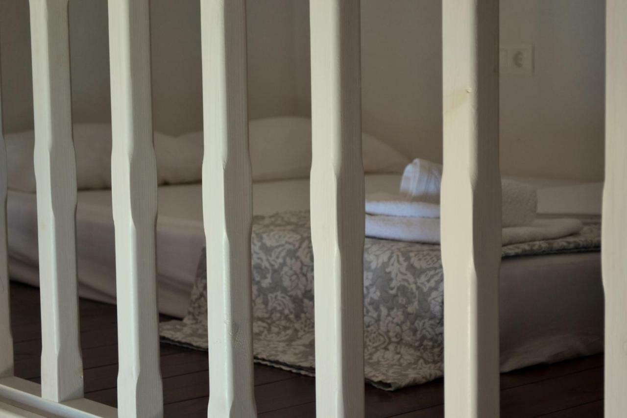 House Galini Apartment Chalki Town Екстериор снимка